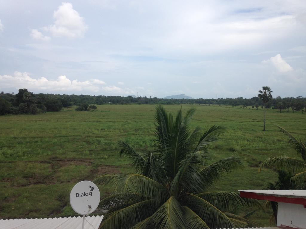 Serene View Tourist Rest Hotel Anuradhapura Kültér fotó